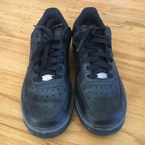 Black Nike Airforces