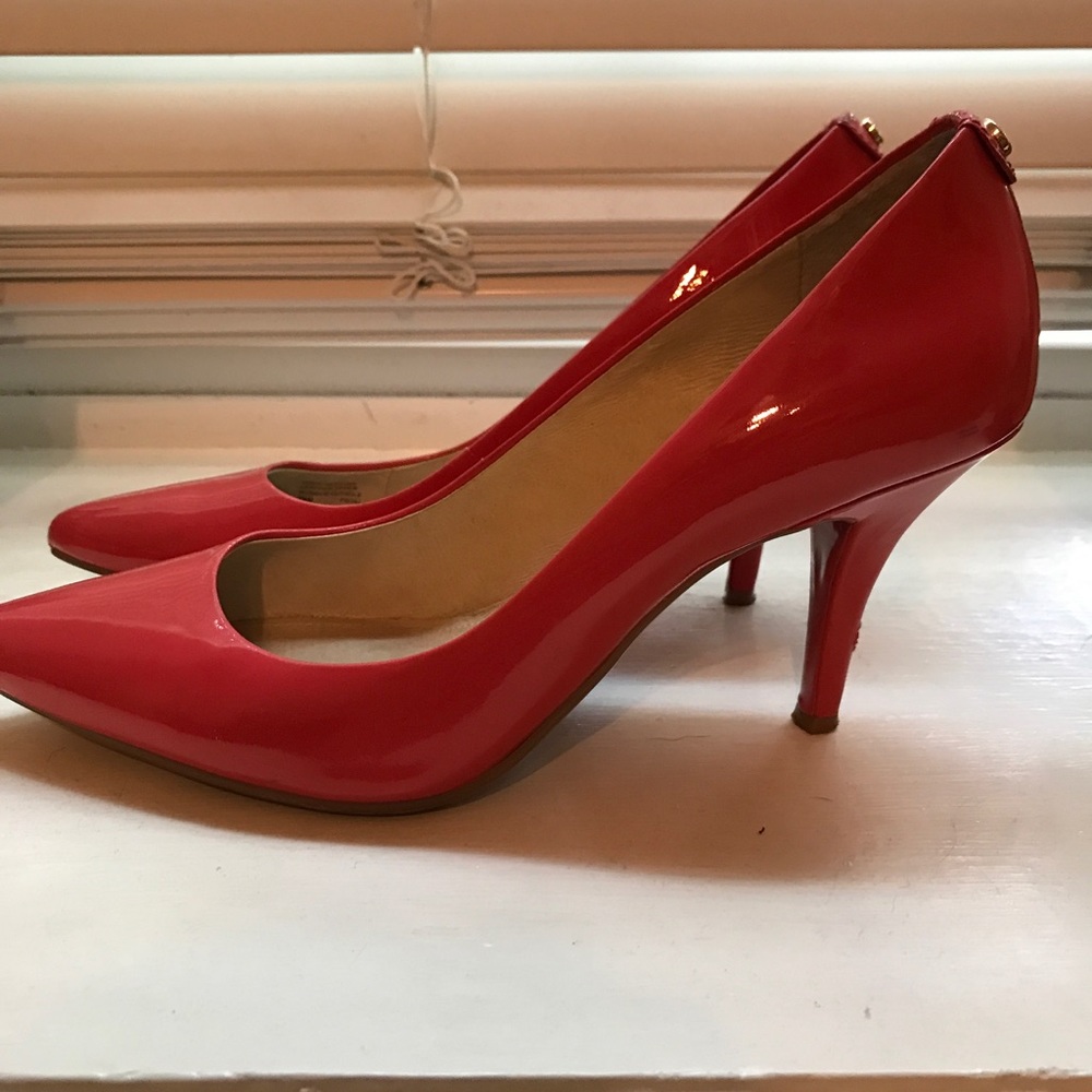 Michael Kors coral heels