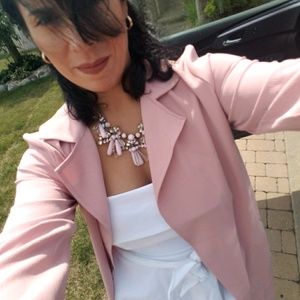 Meet your Posher, Juanita