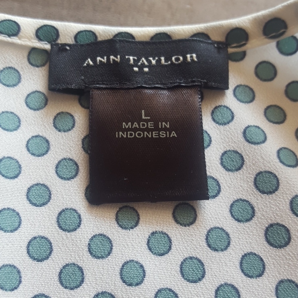 Ann Taylor factory blouse - Picture 2 of 4