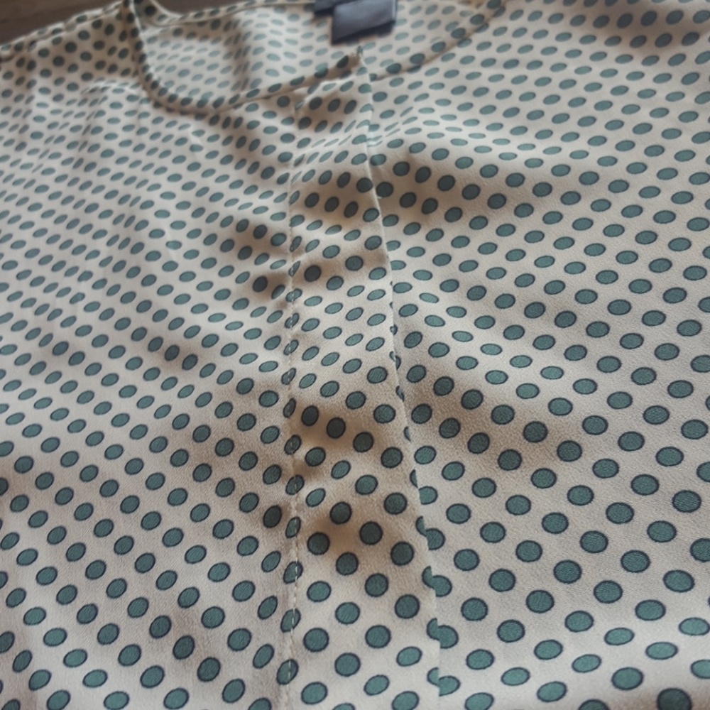 Ann Taylor factory blouse - Picture 3 of 4