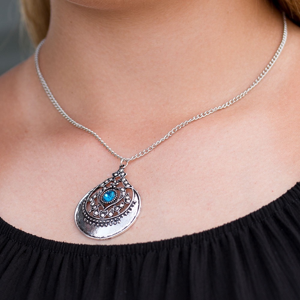 Blue stone silver necklace with earrings