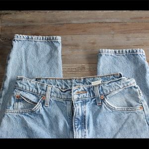 VINTAGE LEVIS JEANS