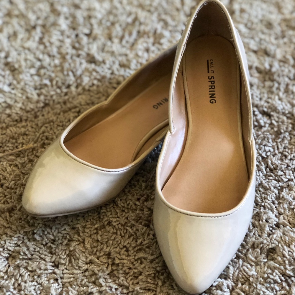 Nude flats