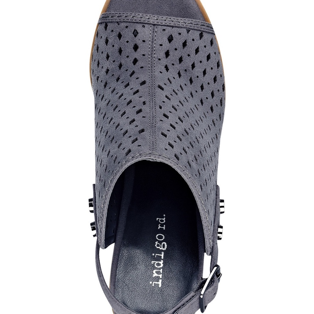Sandal - Picture 4 of 8