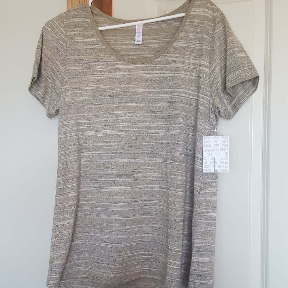NWT LuLaRoe Classic T Large
