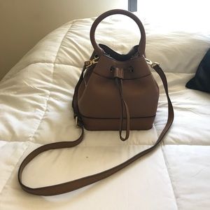 Tory Burch Tan Bucket Bag Tory Burch Tan Bucket Bag