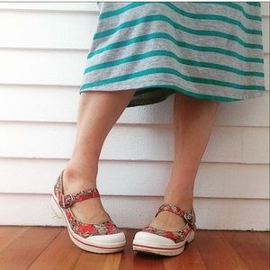 Dansko Vegan Floral Mary Janes
