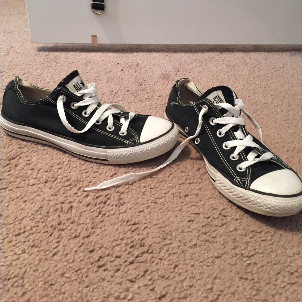 Black converse- Really good shape!!