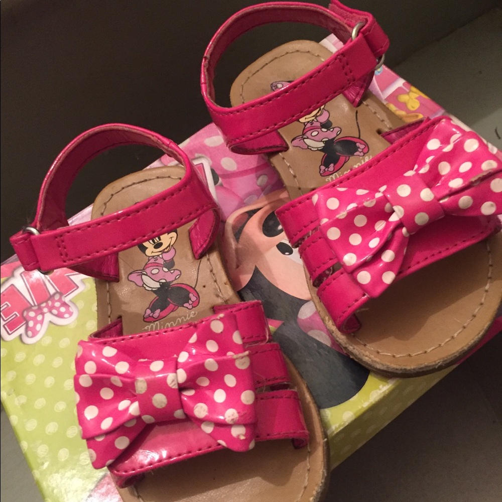 Toddler Minnie Sandals ~~ Size 7
