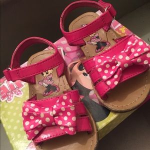Toddler Minnie Sandals ~~ Size 7