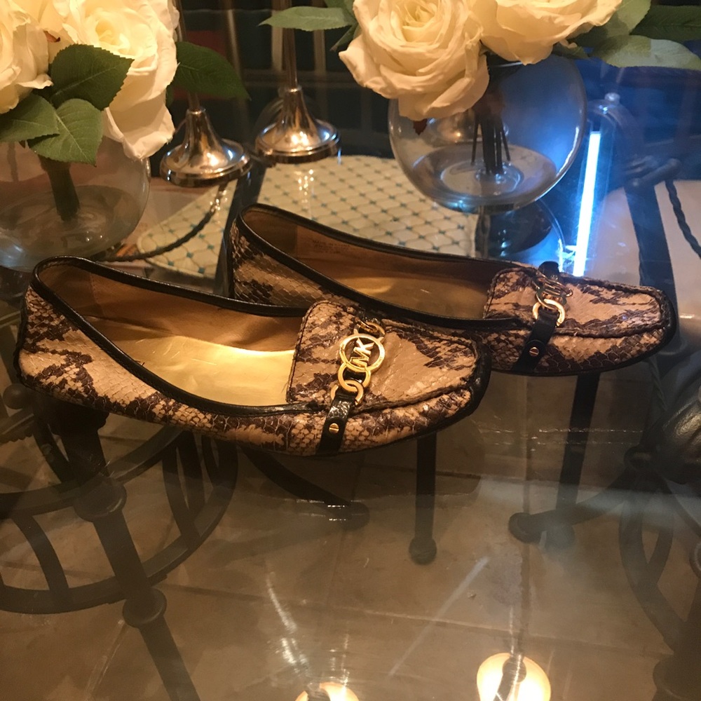 Micheal Kors chain moccasin