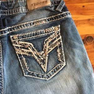 Vigoss women's jeans. The Chelsea slim boot