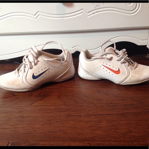 Nike Shoes - Nike cheer shoes