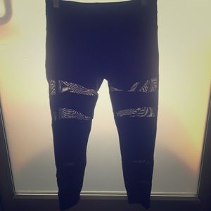 Mesh Block Leggings!