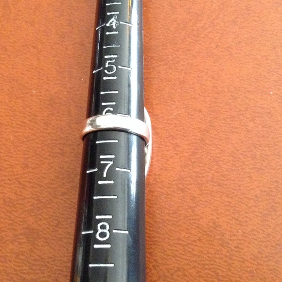 GORGEOUS STERLING SILVER 925 RING - Picture 4 of 5