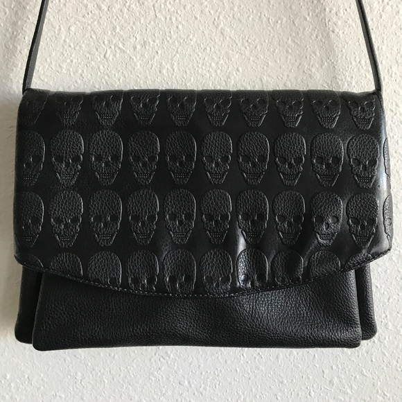 Nasty Gal Handbags - ✨Host Pick ✨Skull Cross Body Bag From Nasty Gal
