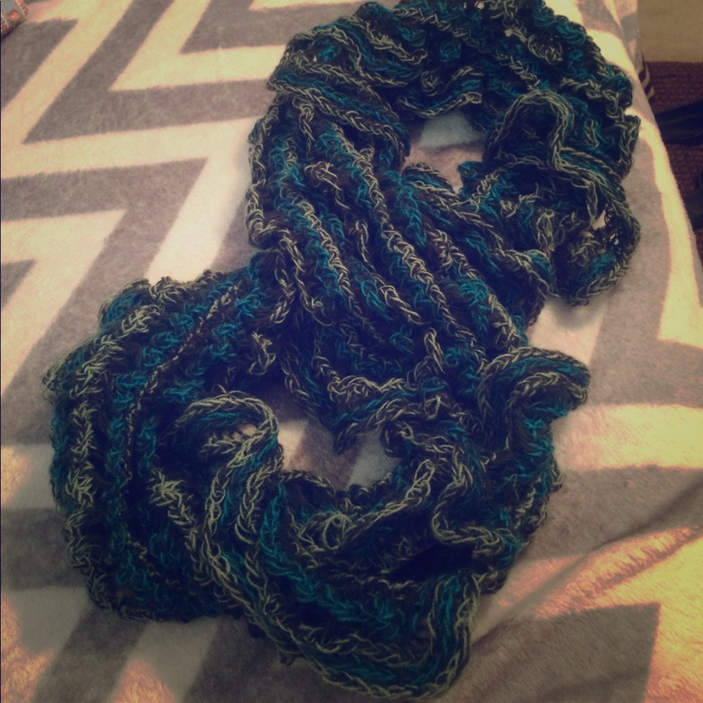 Knit infinity scarf teal and gray