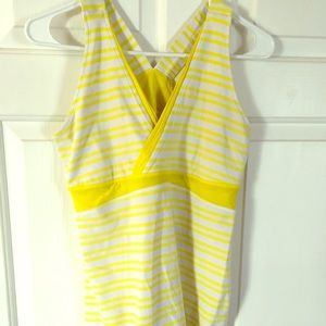 Lululemon tank