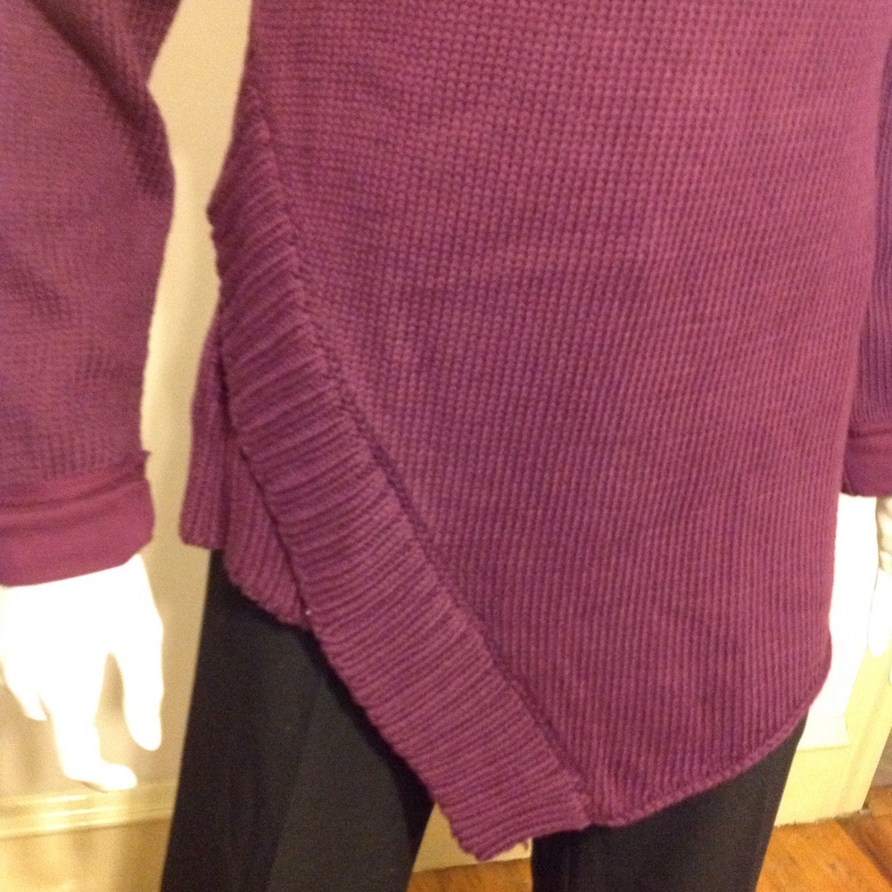 Pure Handknit "Smitten" Pullover - Picture 5 of 5