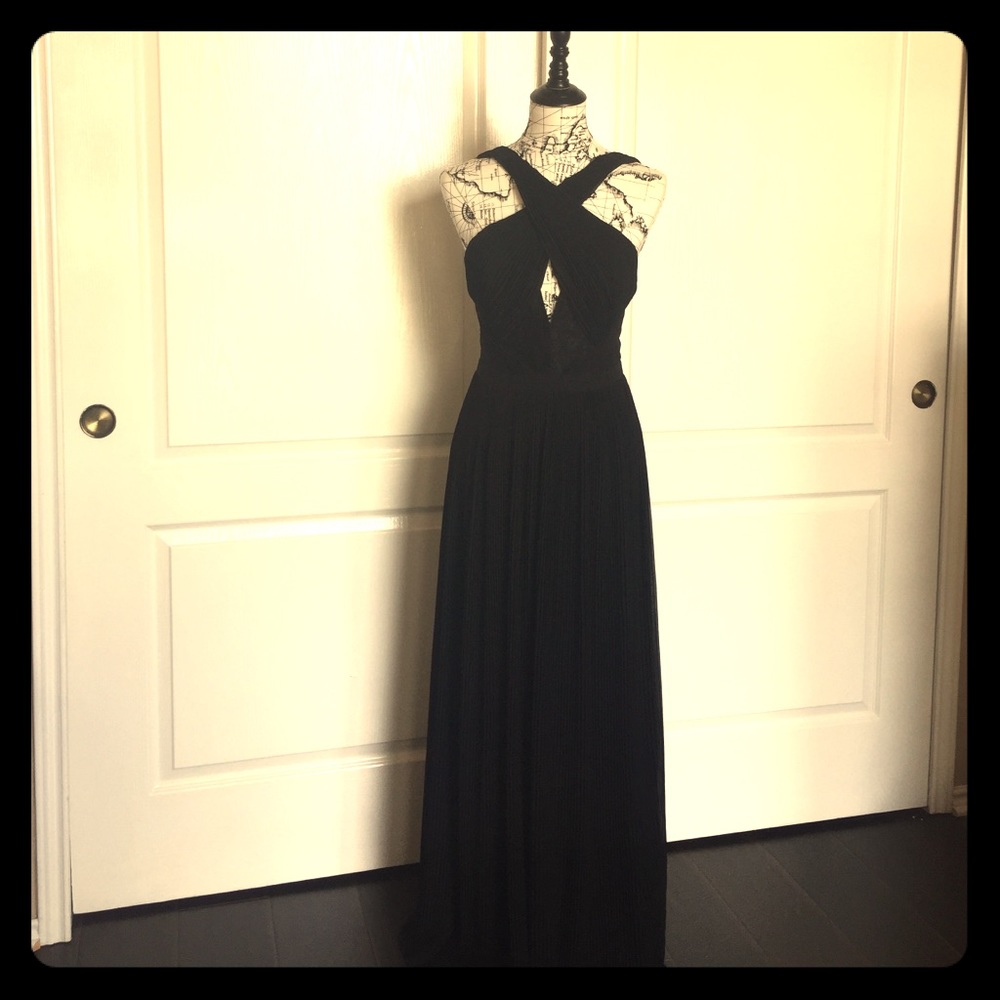 Marciano by Guess - Crepe Lace full length dress