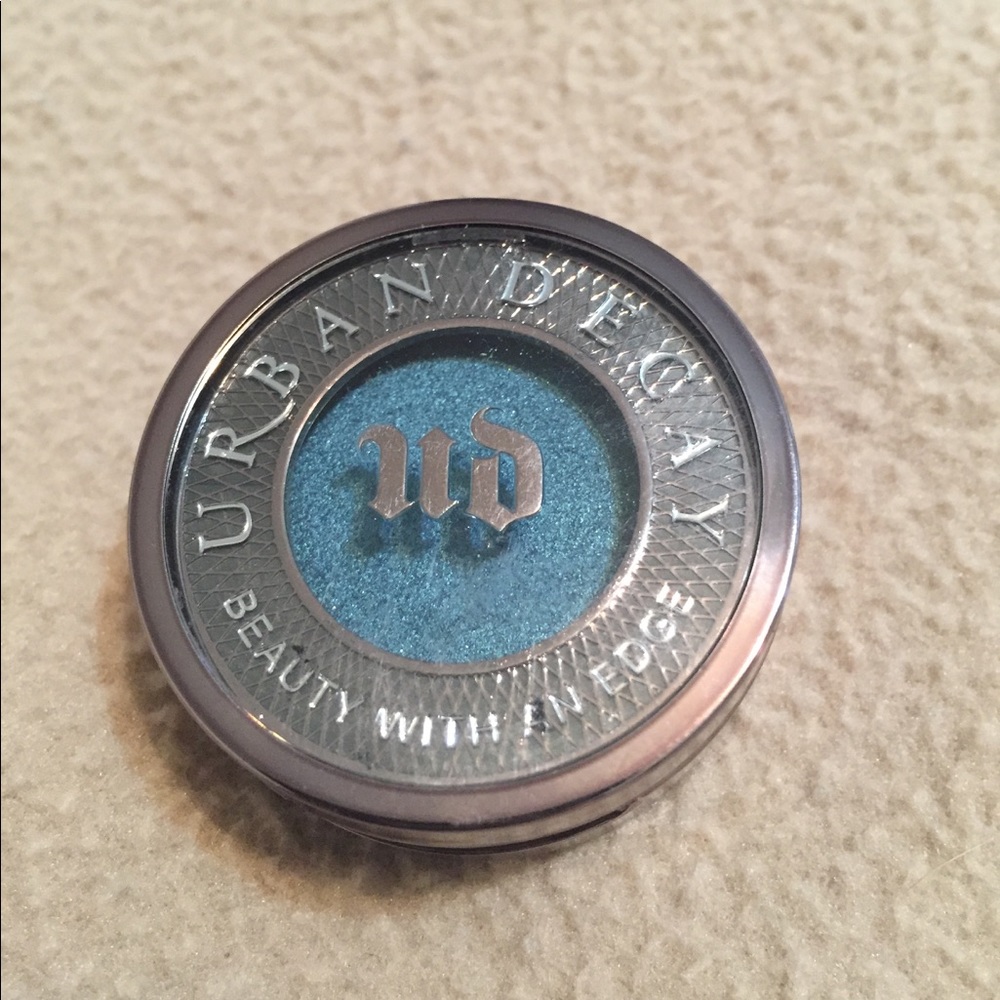 New! Urban Decay eyeshadow in Haight.