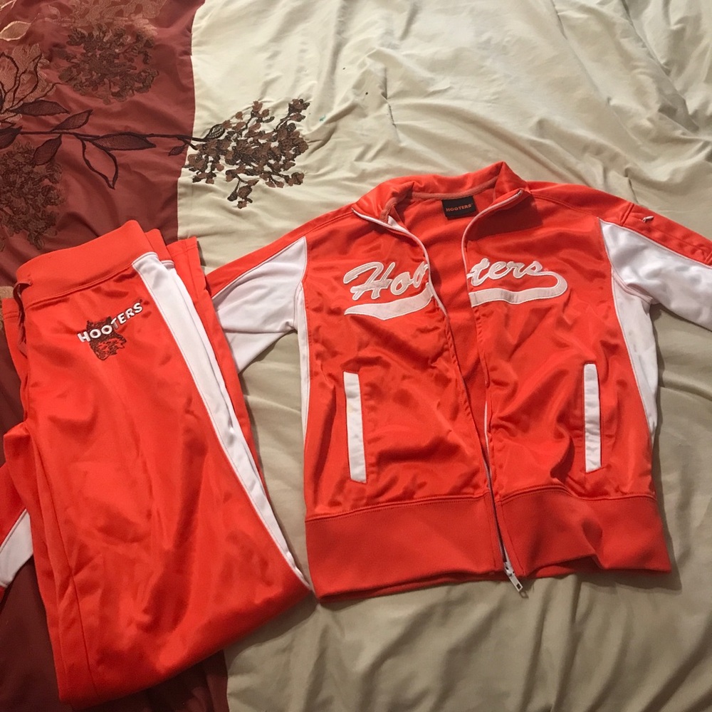 Hooters track suit