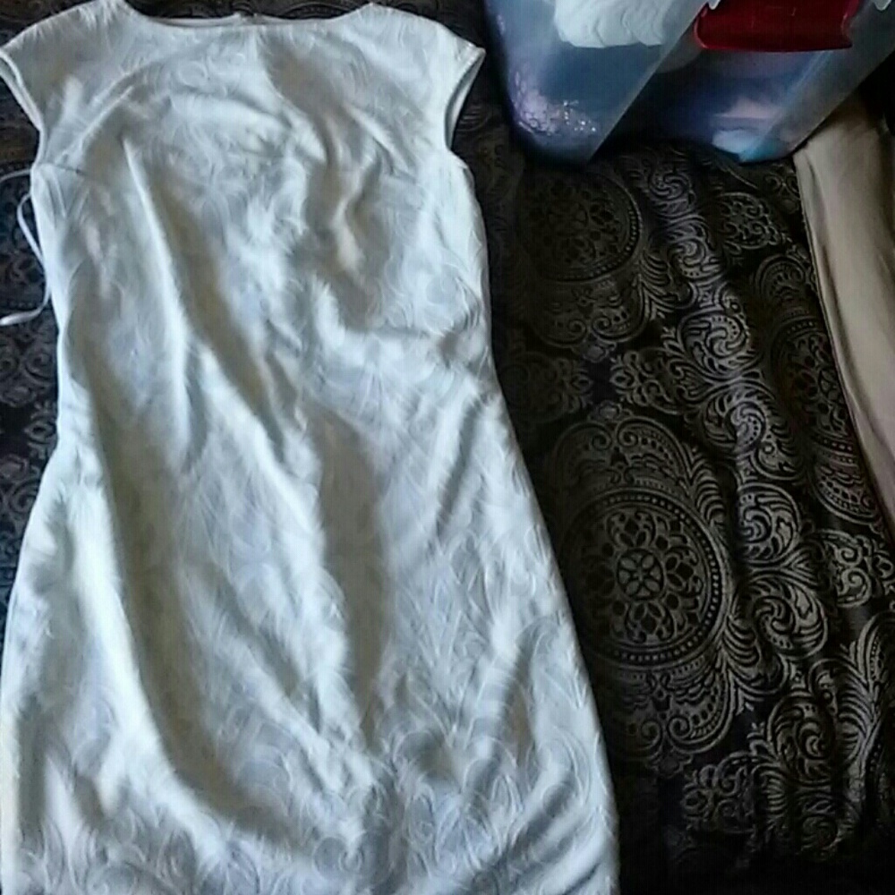 Julia Jordan cocktail/bridal shower dress