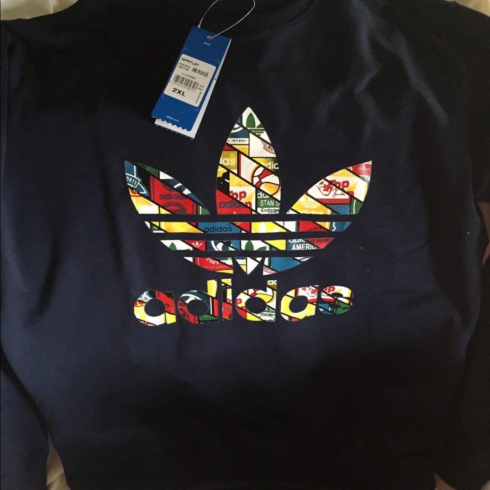 Adidas sweatshirt in Navy with multicolored design