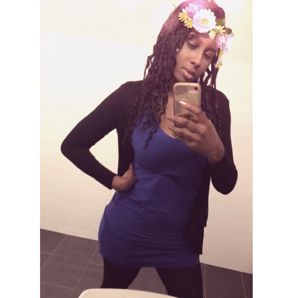 Make an offer 🤗 I accept most offers 💕💋