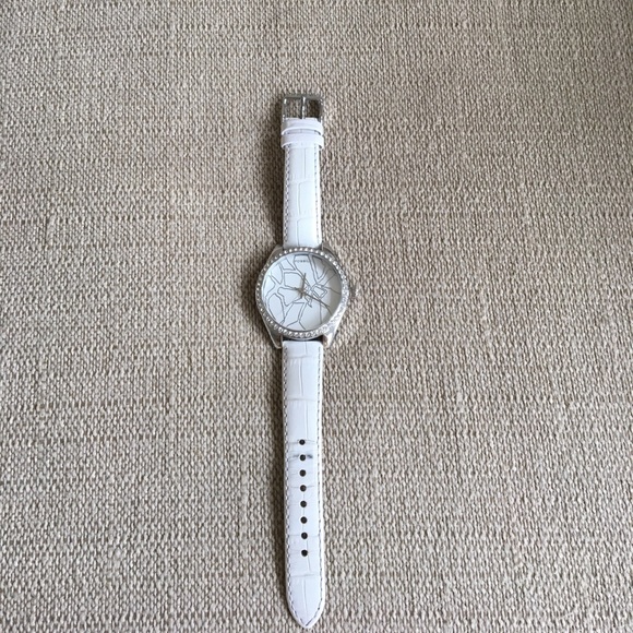 Fossil Watch - Picture 2 of 5