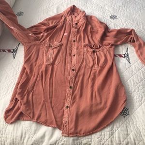 Very comfortable button up blouse Very comfortable button up blouse