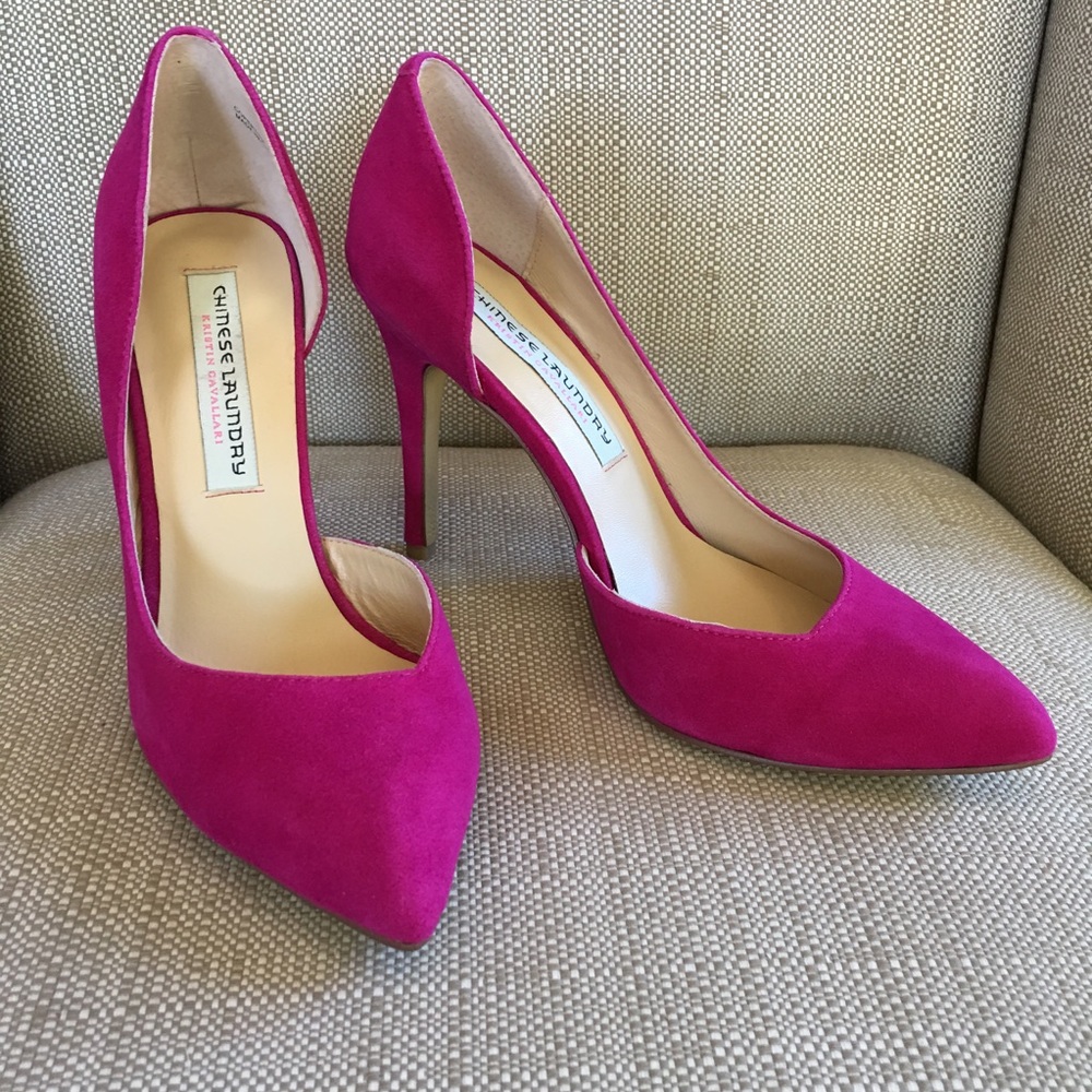 NEW Kristin Cavallari (Chinese Laundry) suede pump