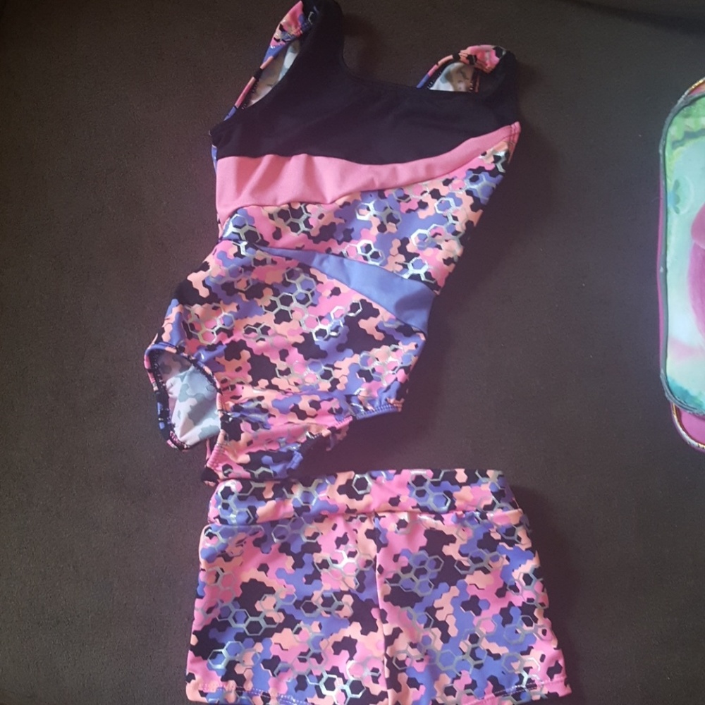 Gymnastic girls outfit