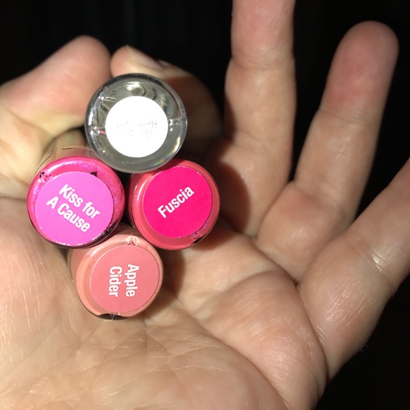 LipSense Color & Opps Remover - Picture 2 of 5