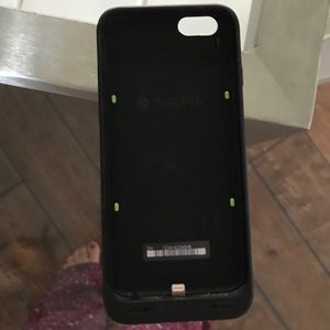 Mophie IPhone 6 charging case