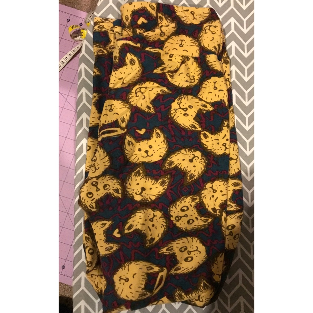 OS cat leggings