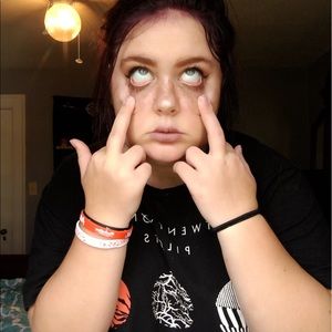 Meet your Posher, Leah