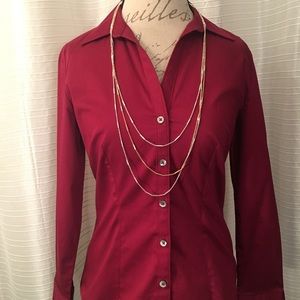 Fitted rich red top