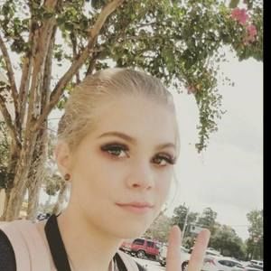 Meet your Posher, Kimberly