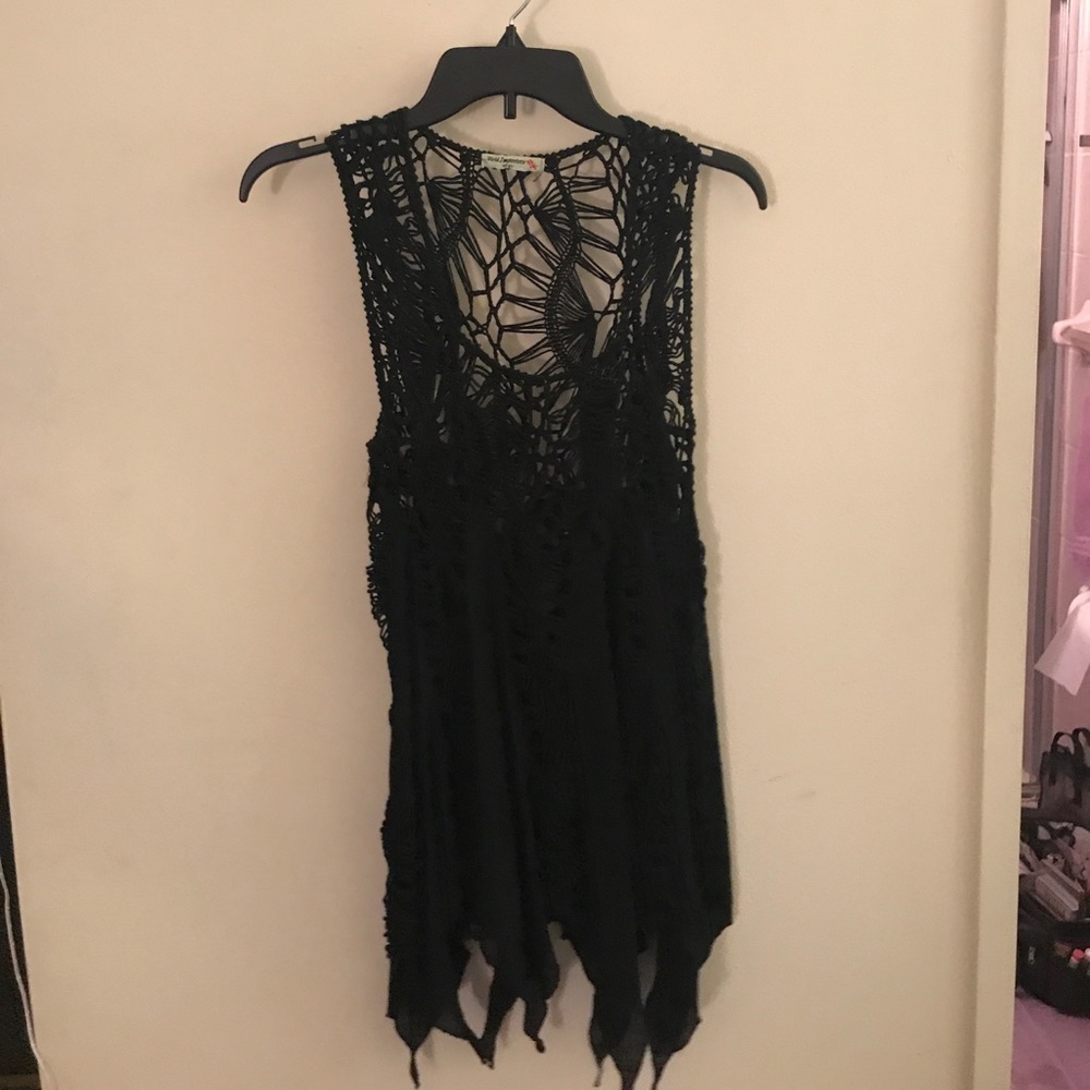 Crochet lace black tank top