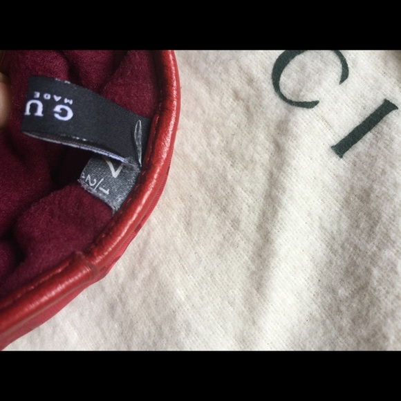Gucci Monogram Mittens with leather trim - Picture 6 of 8