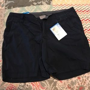 Columbia Shorts- new with tags size 10