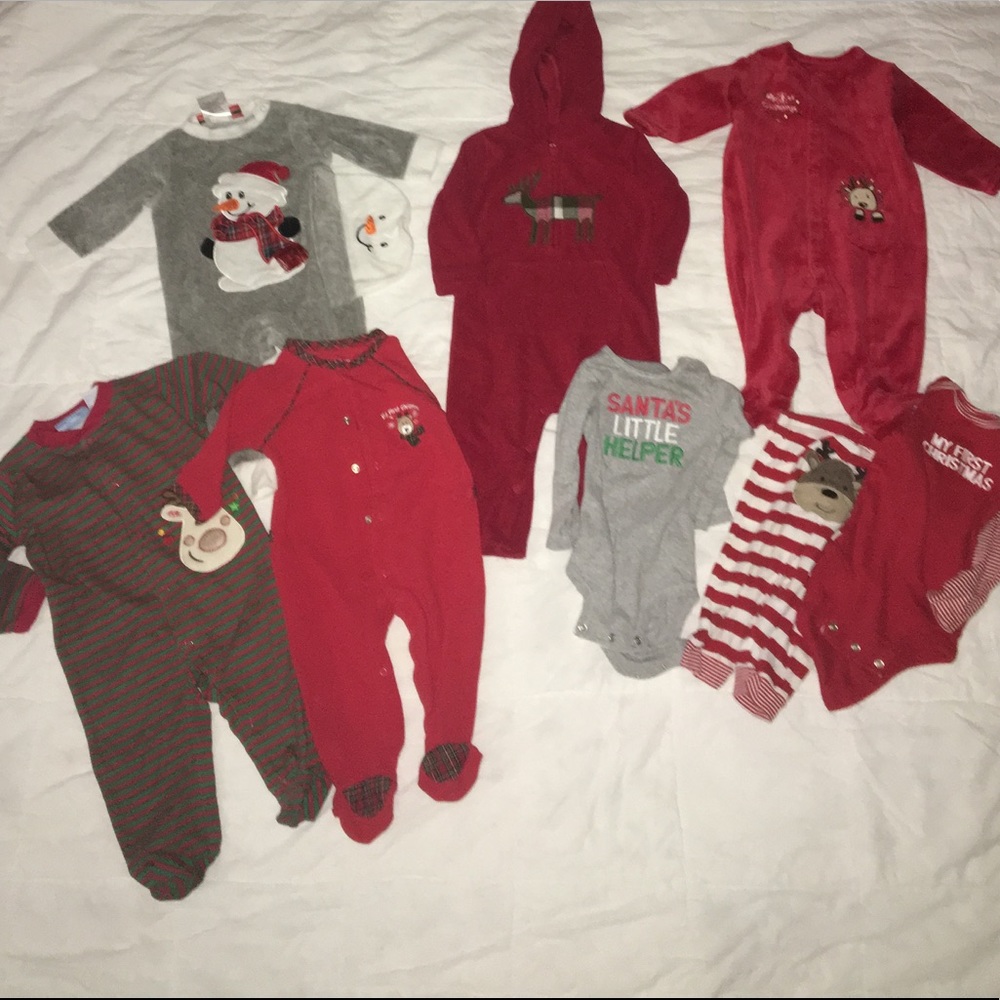 6-9 mo Bundle of Christmas pj's and play suits
