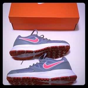 Nike 8M Womens Downshifter 6, New With Box
