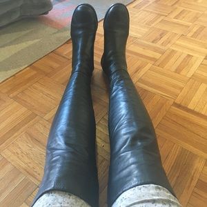 Stuart Weizman black leather 50/50 boots