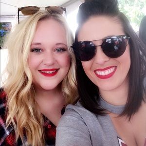 Meet your Posher, Megan