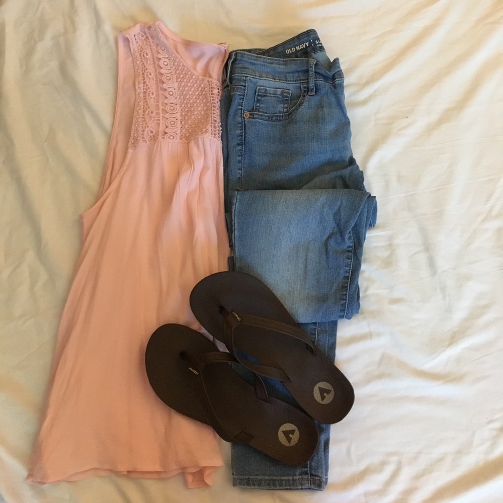 Old Navy light wash Super Skinny jeans