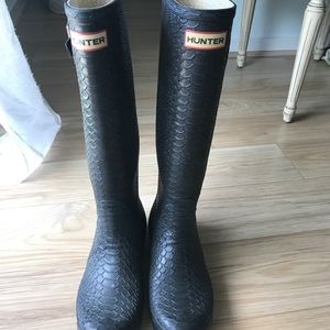 Limited edition snake print Hunter Boots