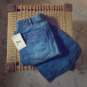 Free people nowt flare jeans- super cute!